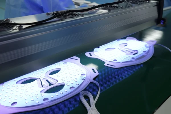Professional phototherapy mask manufacturer